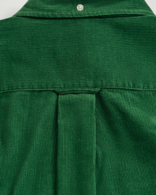 Chemise en velours côtelé coupe droite