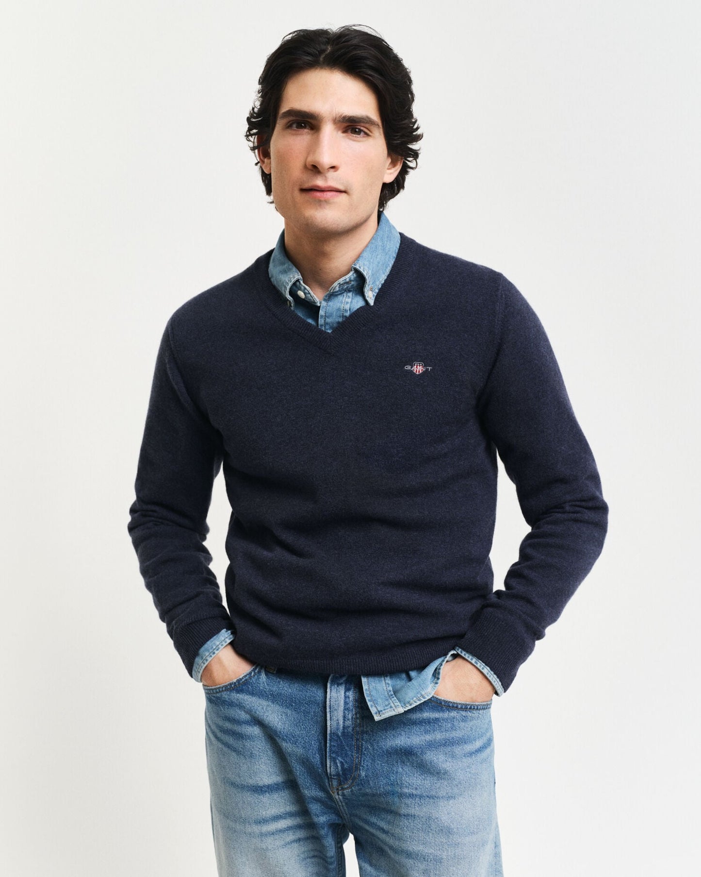Pull col V en laine d'agneau ultra fine