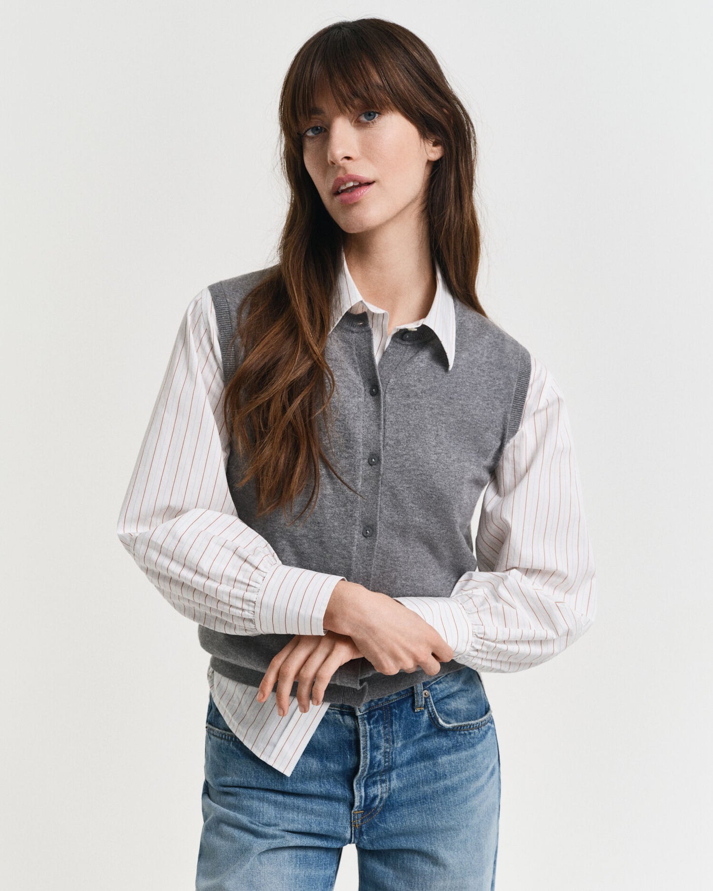 Gilet tricoté léger à manches courtes