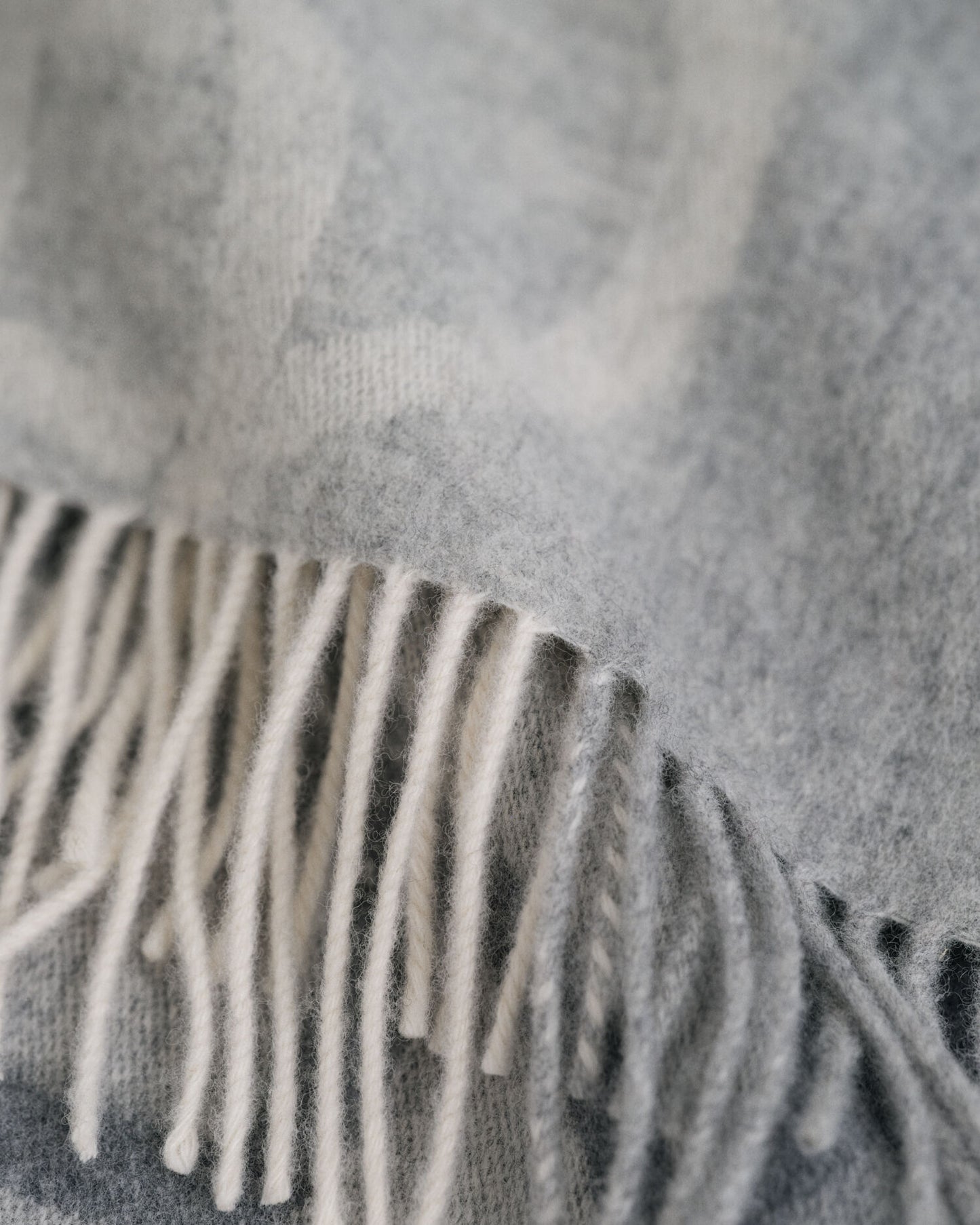 Monogramm-Wollschal