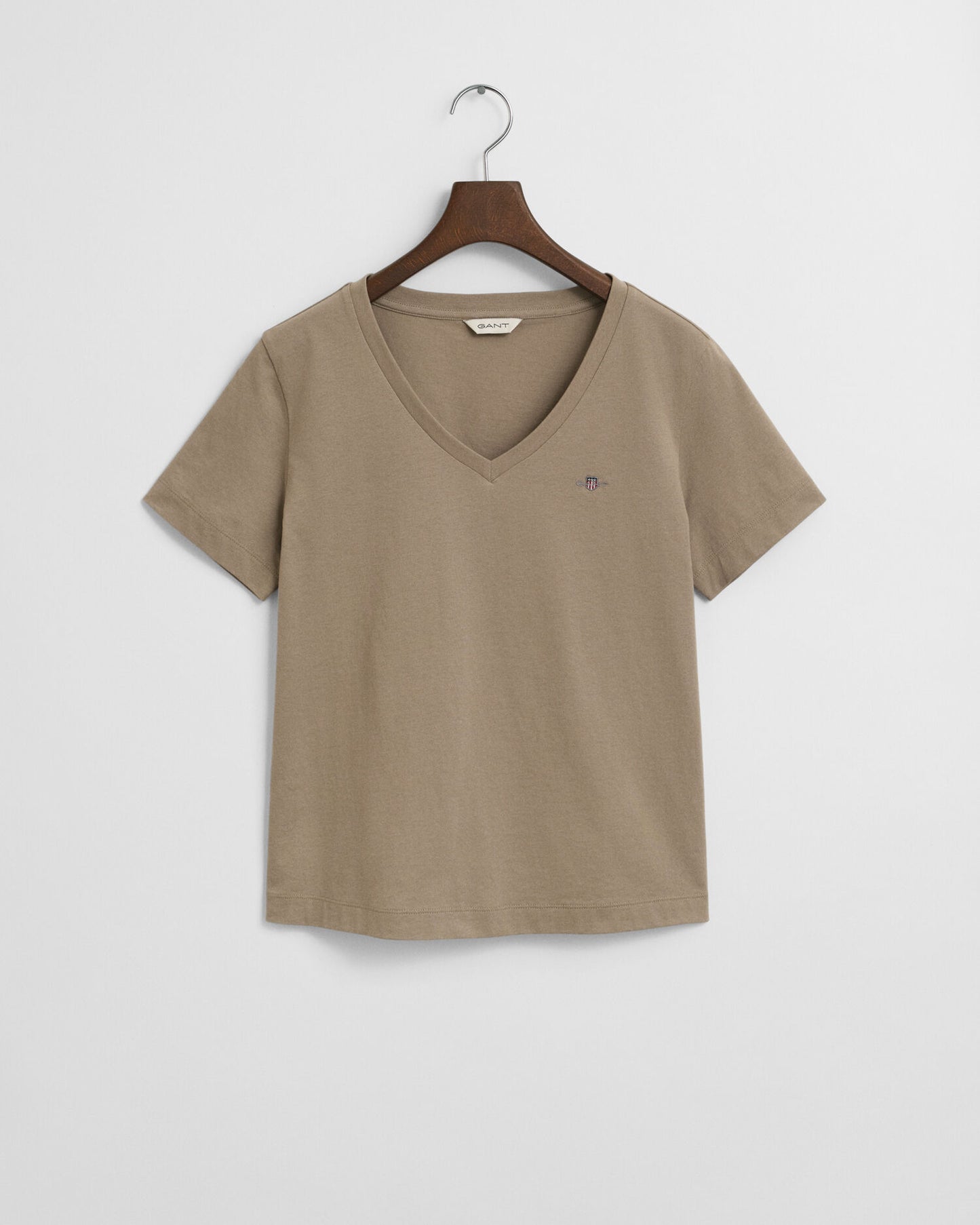 T-shirt Col V Écusson