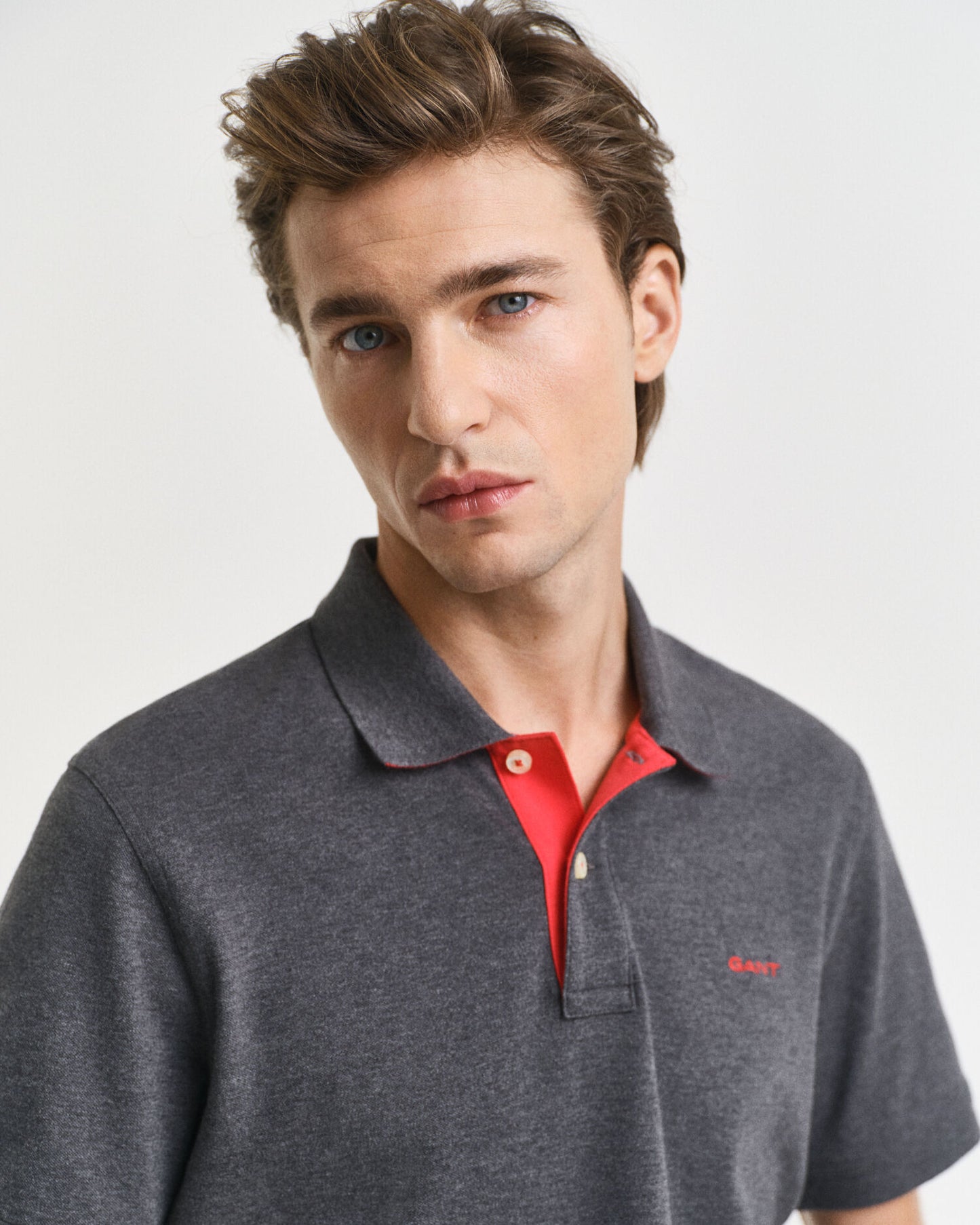 Polo en piqué contrastant