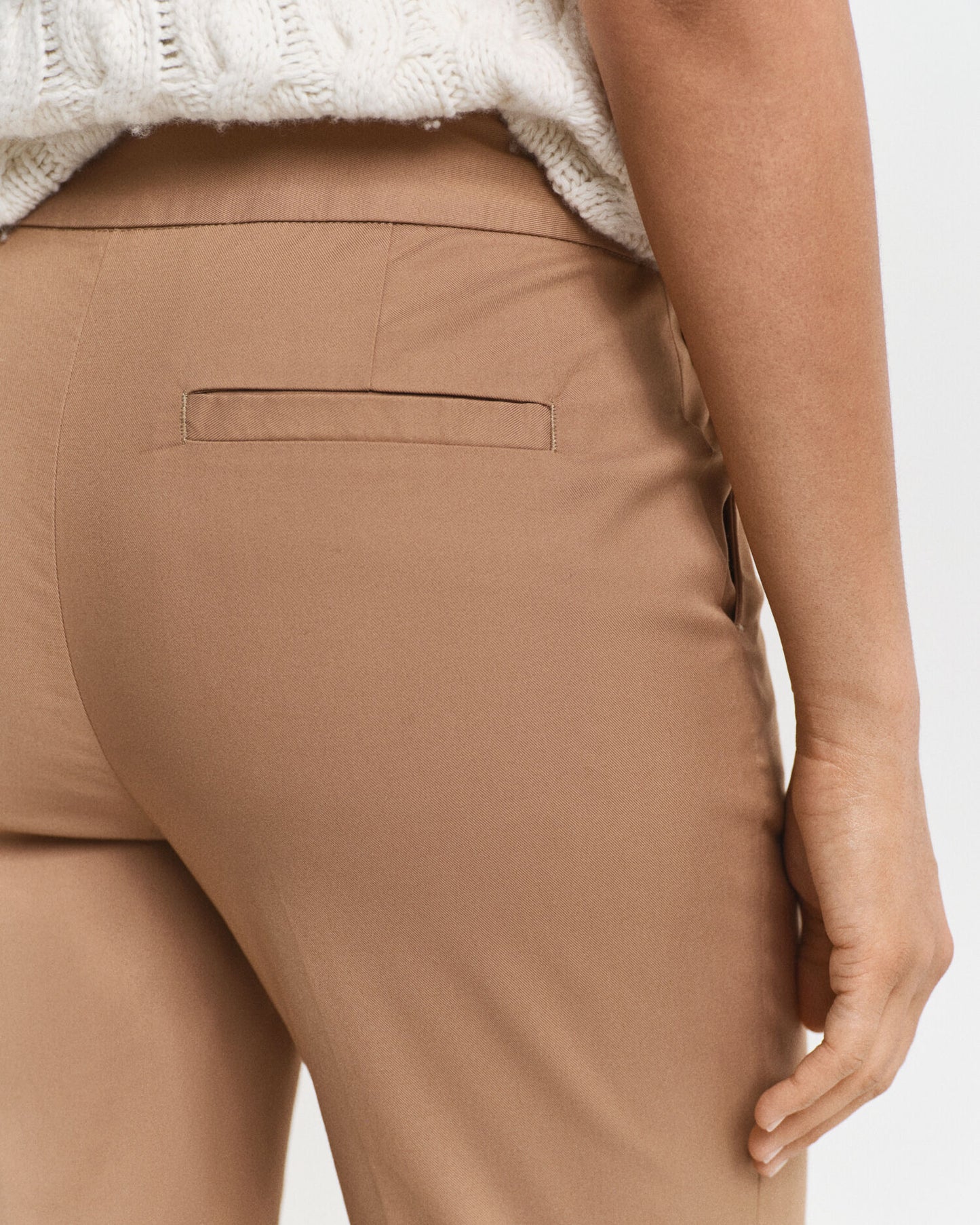 Pantalon cigarette ajusté