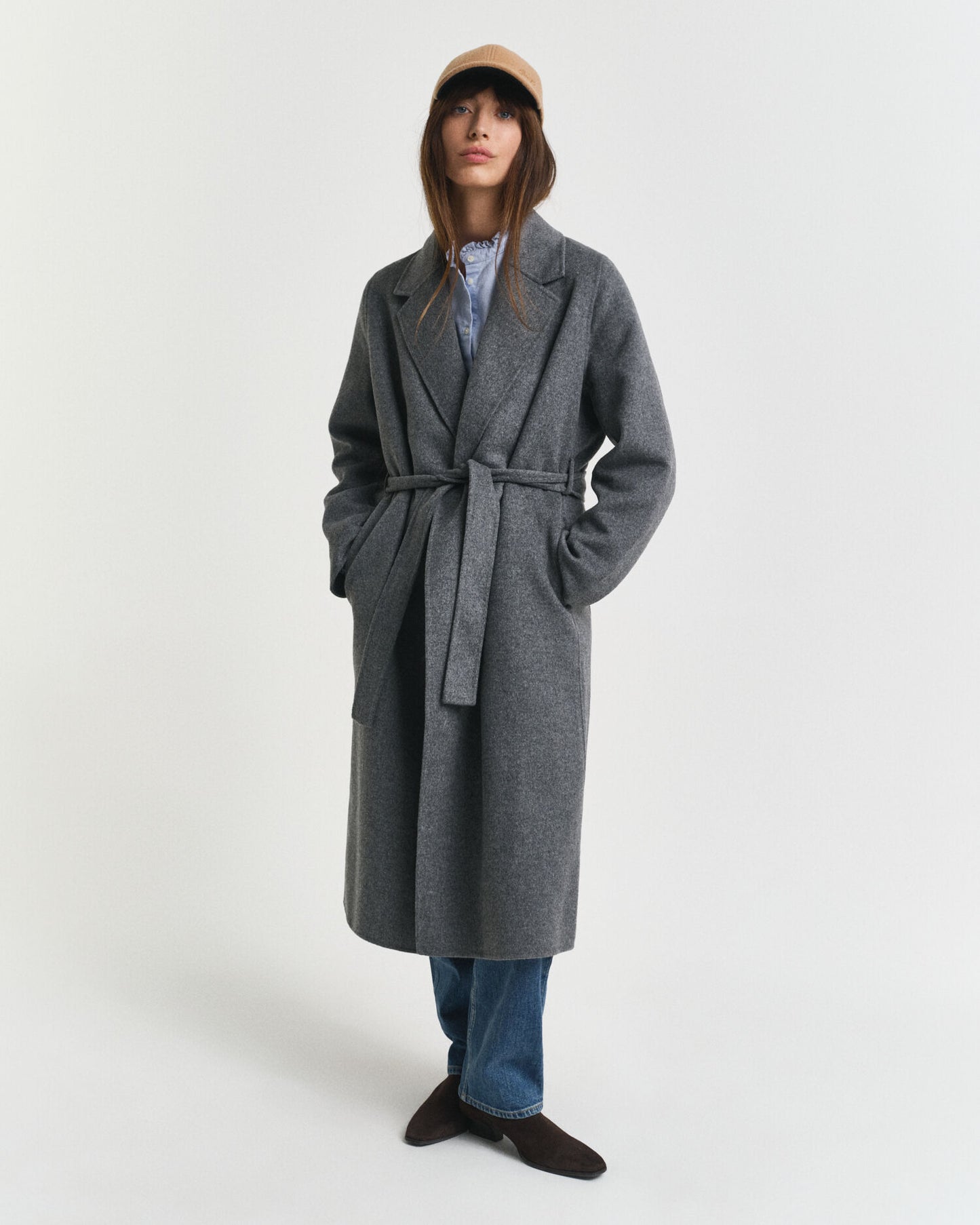 Manteau ceinturé cousu main