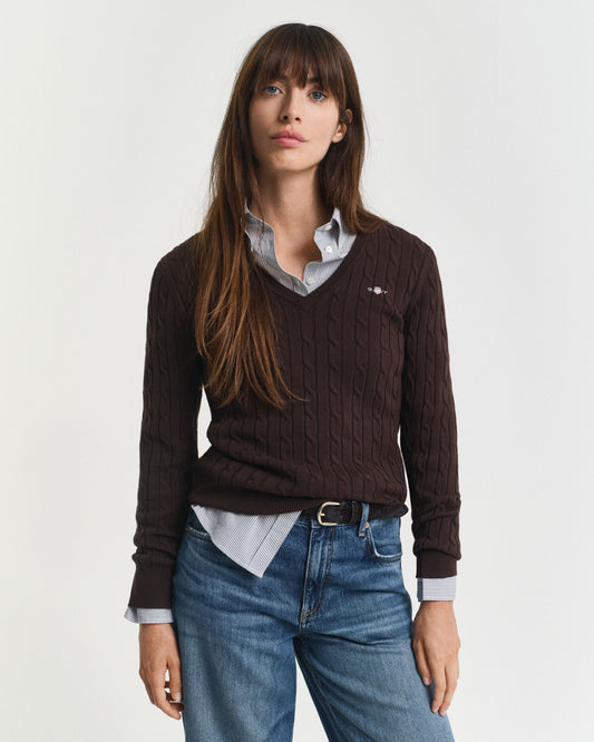 Pull en maille torsadée en coton stretch à encolure en V