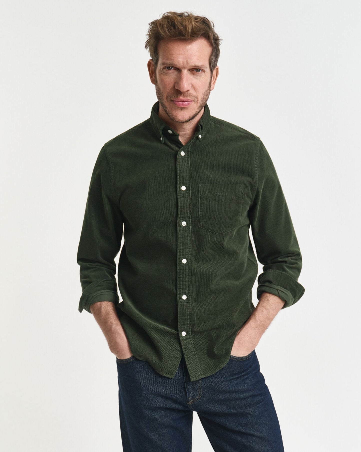 Chemise regular en velours côtelé