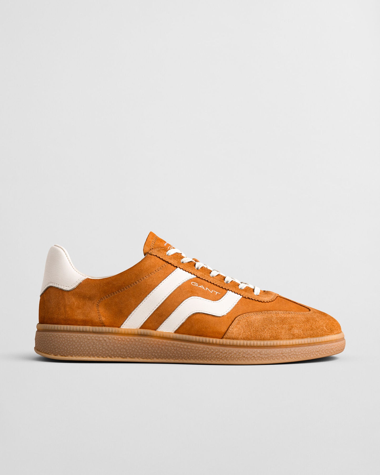 Baskets Cuzmo en daim