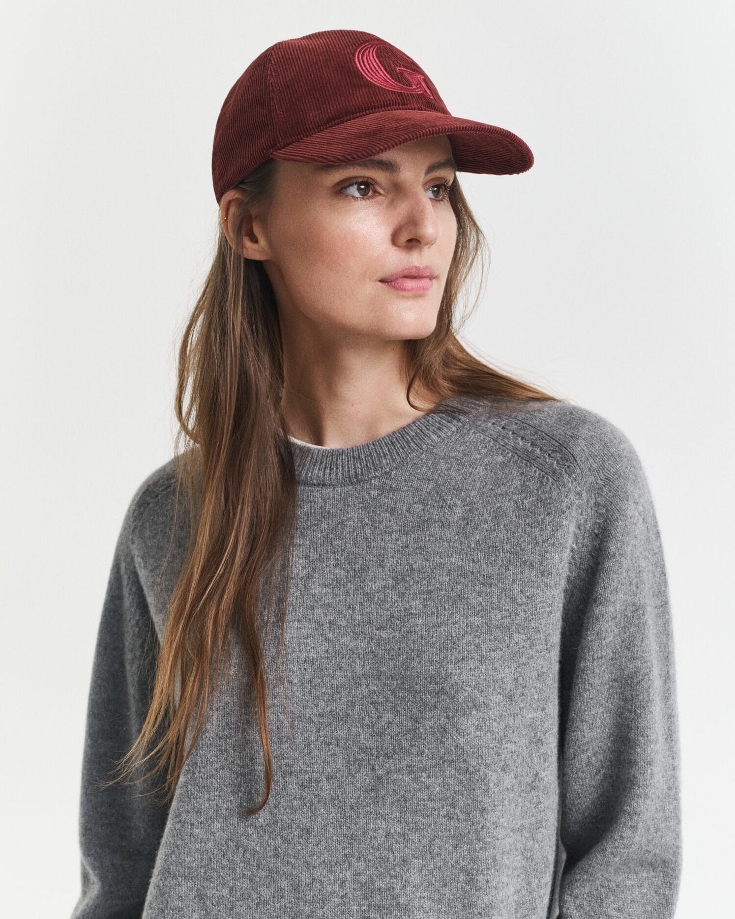 Pullover aus weicher Wolle mit Kaschmiranteil, Rundhalsausschnitt