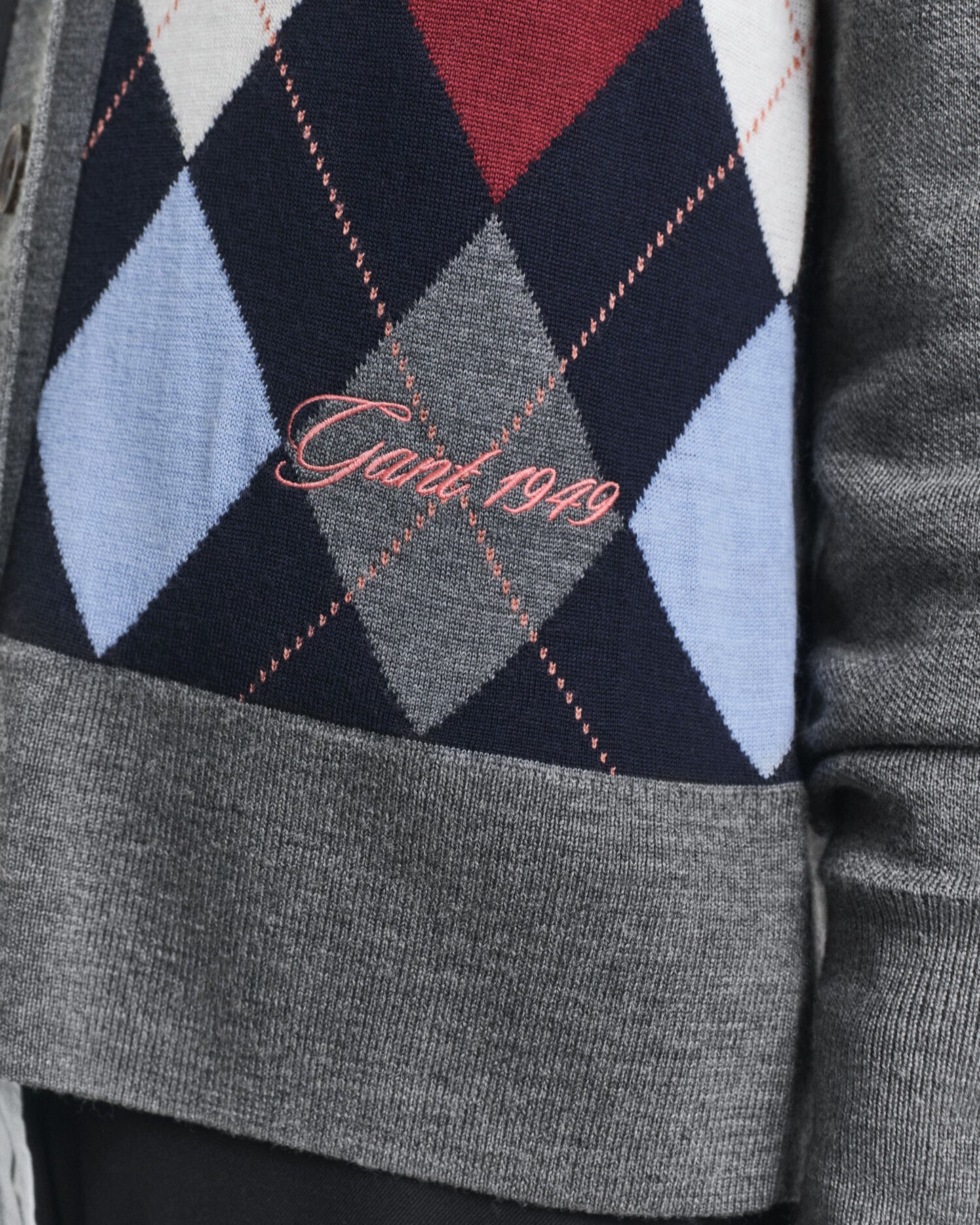 Cardigan col V à motif argyle