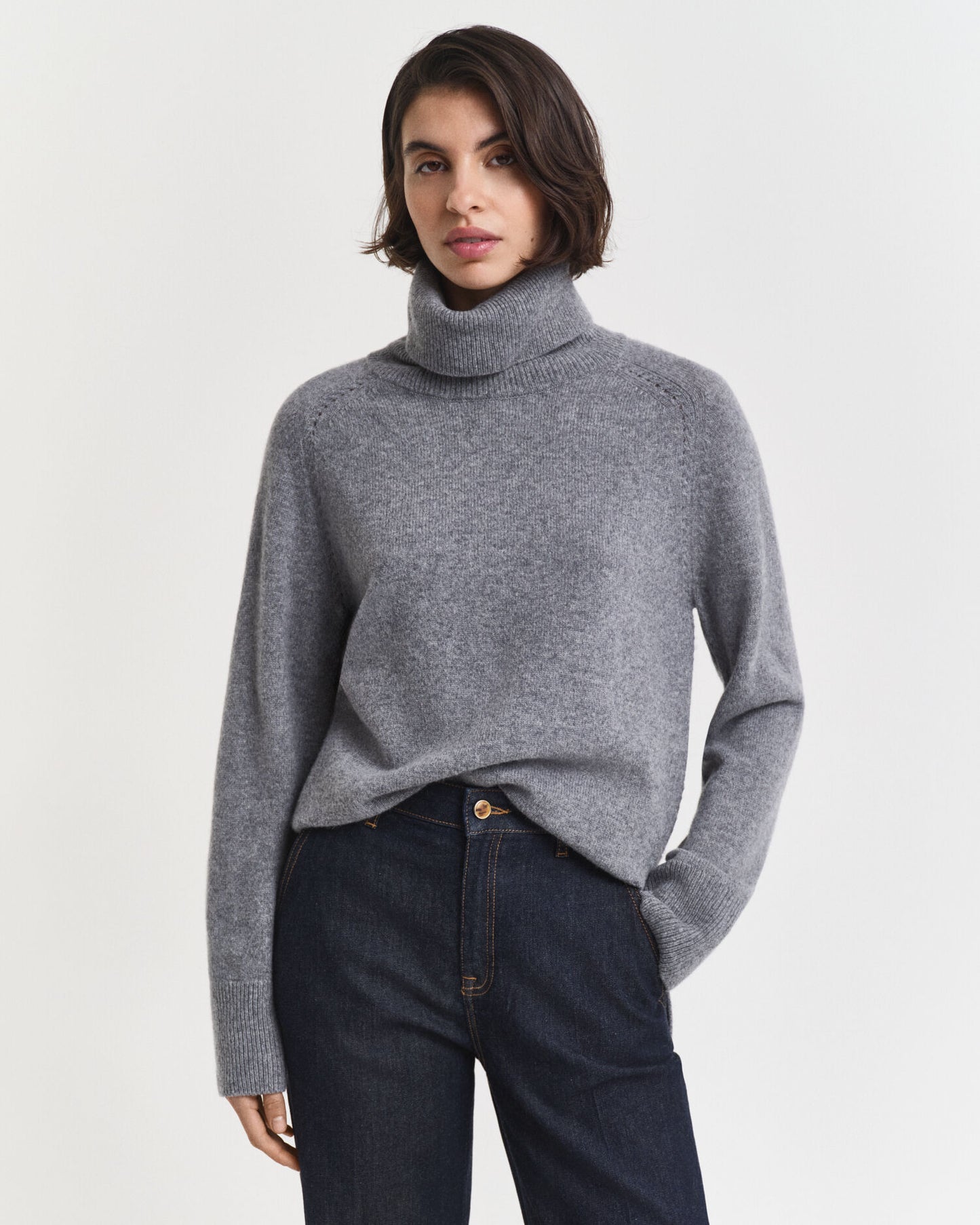 Pull à col roulé doux en laine mélangée cachemire