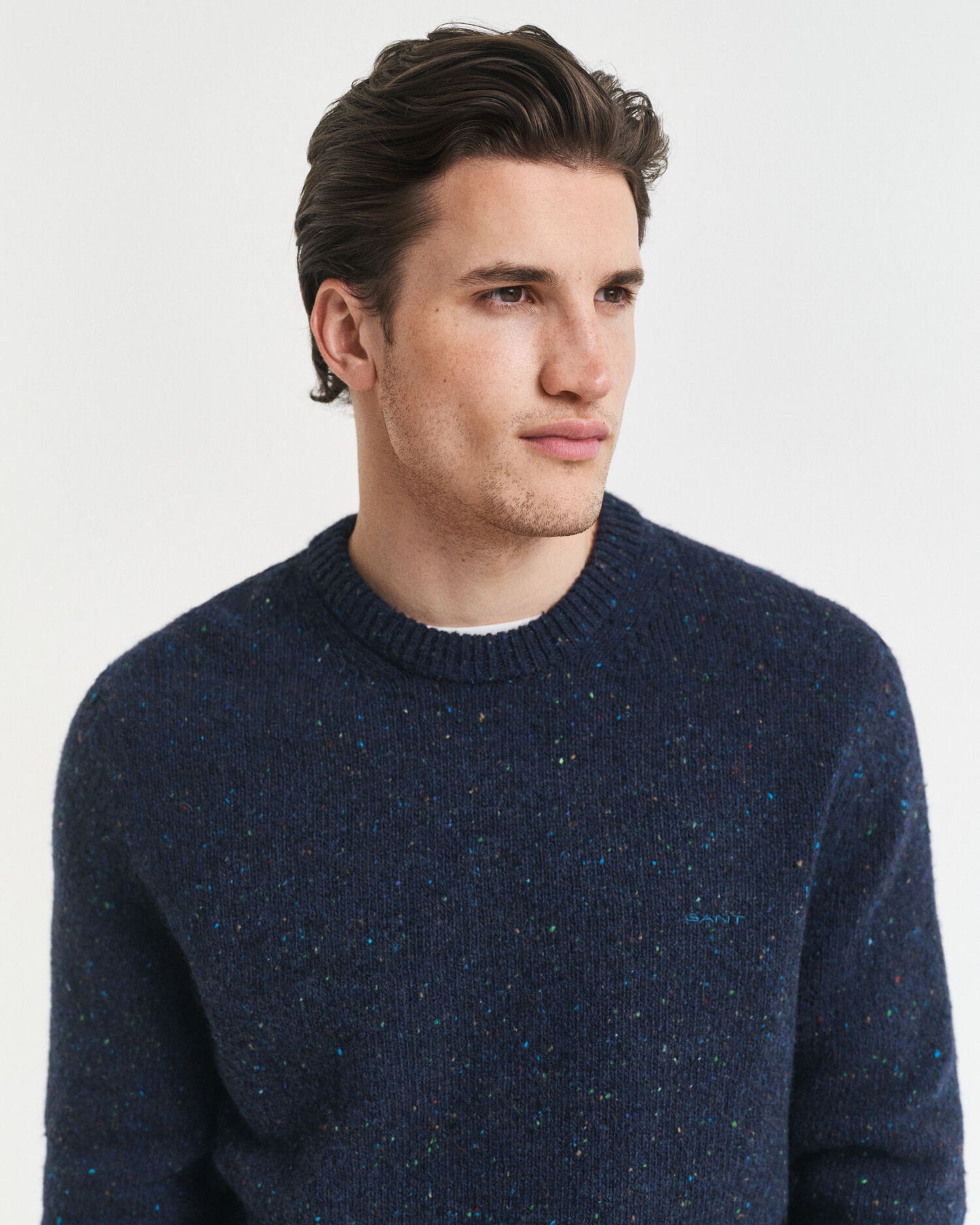 Pullover mit Rundhalsausschnitt aus Wollmischung mit Noppen