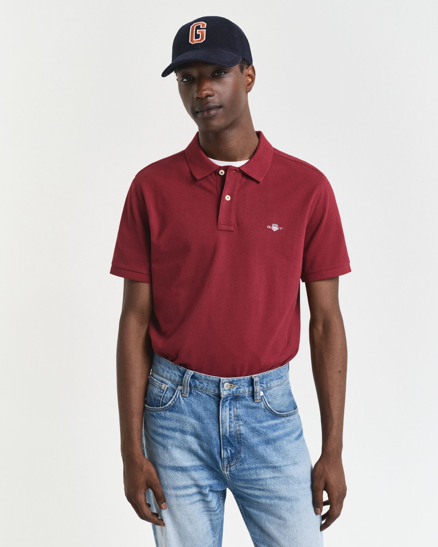 Regular Fit Polohemd mit Schild-Logo aus Piqué