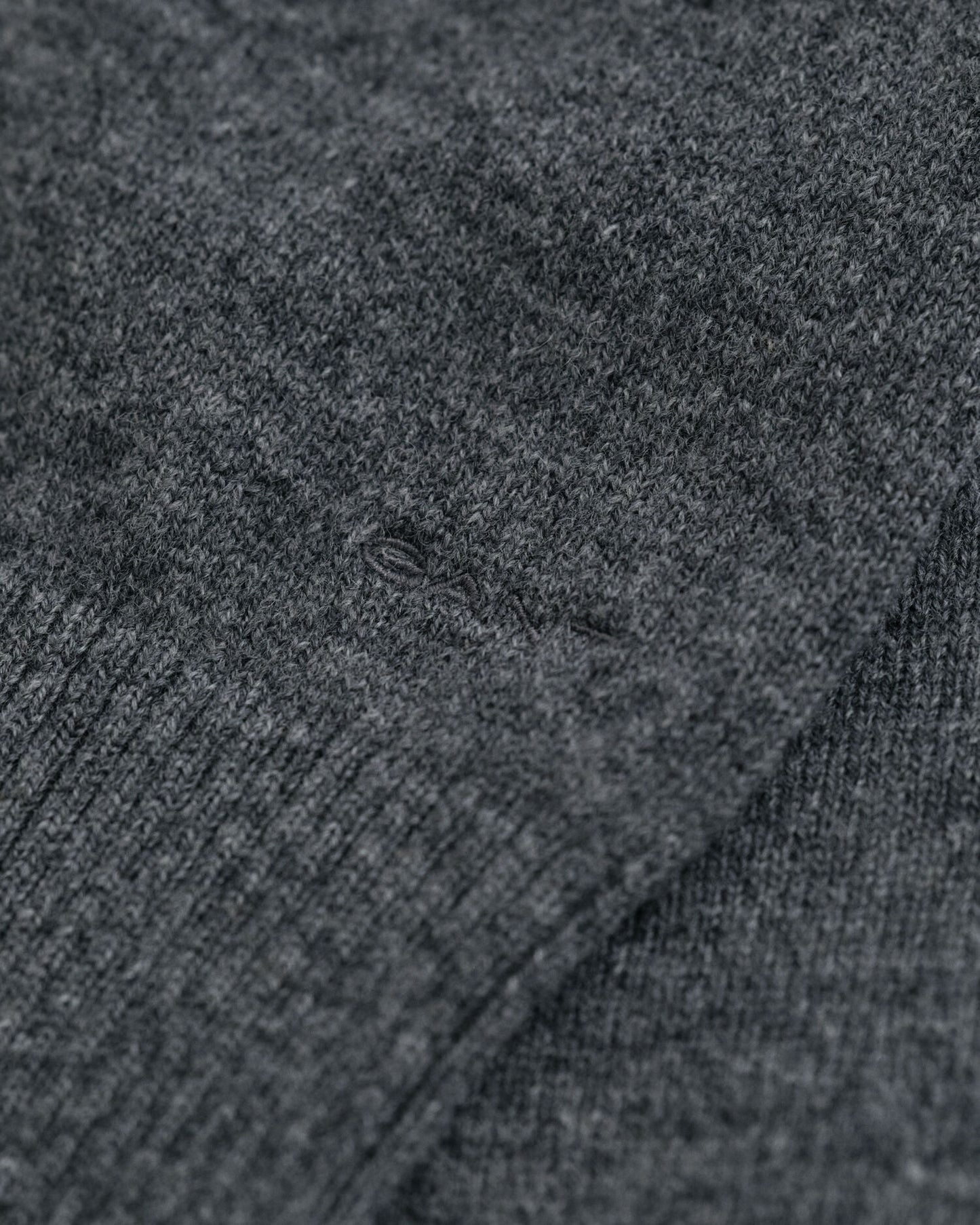 Pull col roulé en laine d'agneau ultra-fine